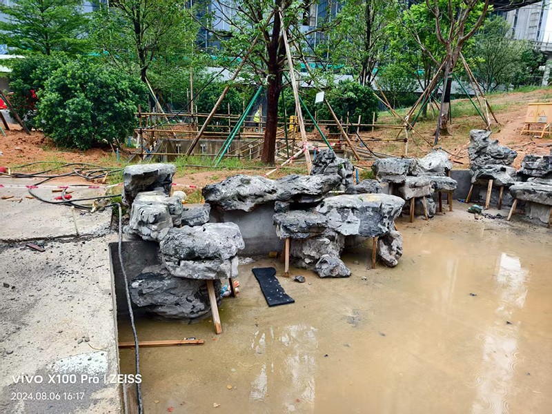 太湖石假山驳岸施工