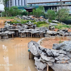 太湖石假山驳岸